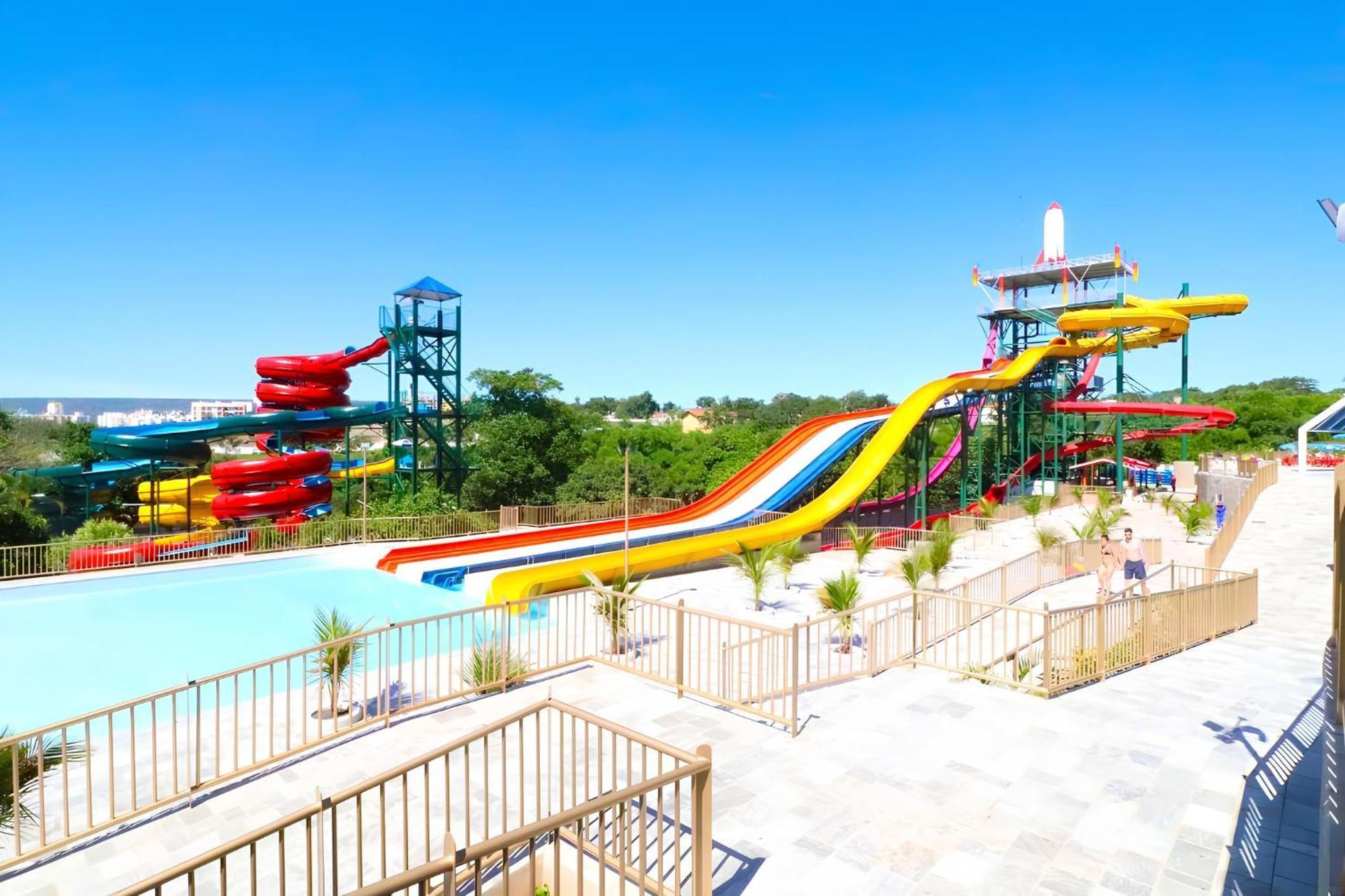 Spazzio Diroma - Acesso Gratuito Ao Acqua Park Apartment